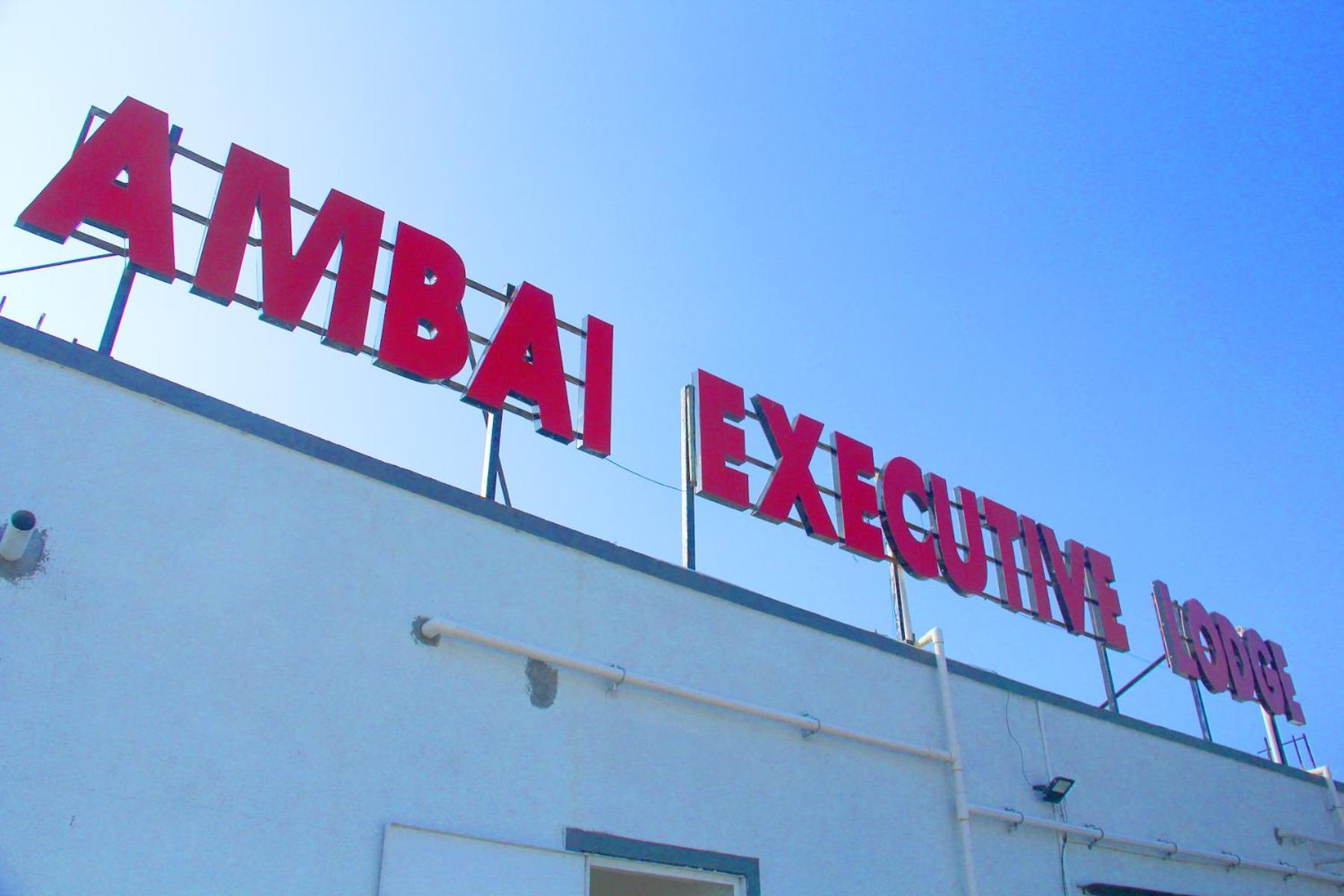 Hotel Ambai Executive Tuljapur Exterior photo